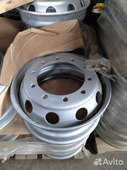 Грузовые диски 8.25 22.5