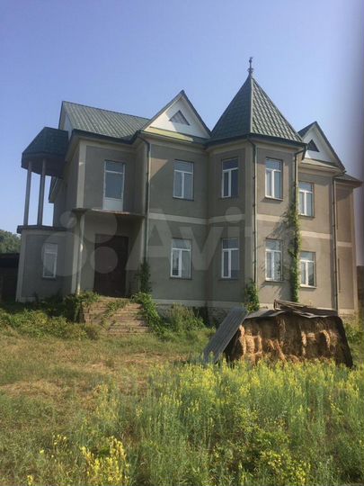 Дом 300 м² на участке 24 сот.