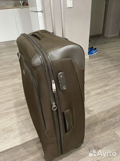 Чемодан на колесах бу большой