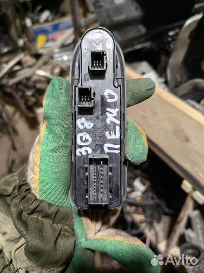 Блок Управления стеклоподъемниками Пежо 308