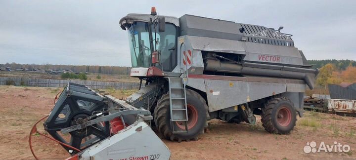 Комбайн Ростсельмаш РСМ-101 Вектор, 2011