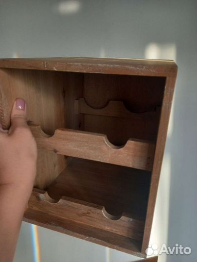 Винная полка, стеллаж, подставка для бутылок