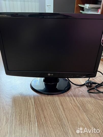 Монитор LG
