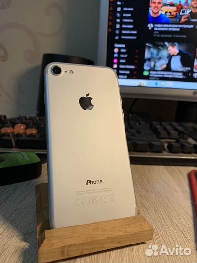 iPhone 7, 32 ГБ