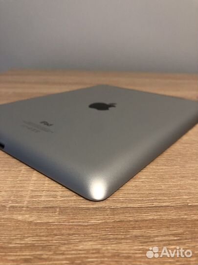 Планшет iPad 32GB Wi-Fi + Cellular MD526RS/A