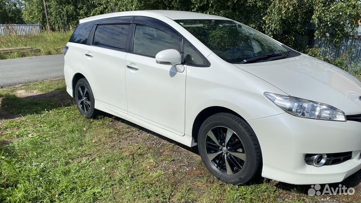 Toyota Wish 1.8 CVT, 2017, 150 000 км