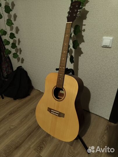 Акустическая гитара