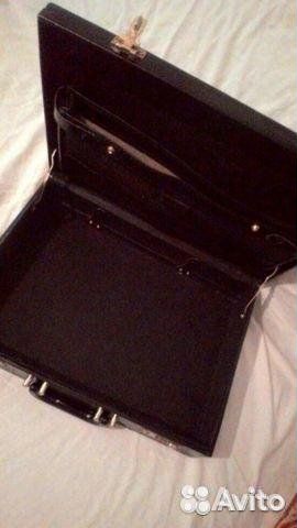 Дипломат с кодовым замком