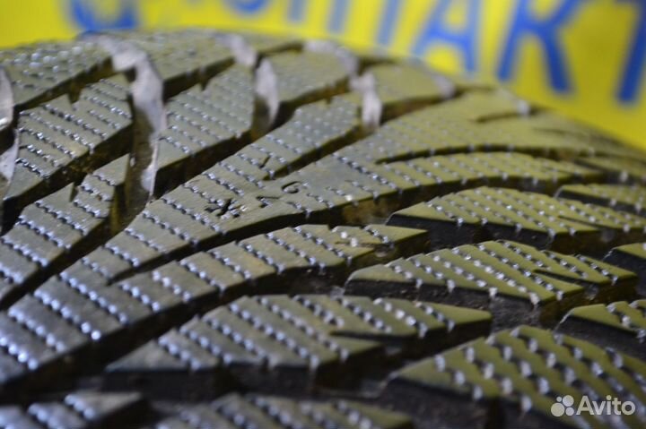 Nokian Tyres Hakkapeliitta R2 235/55 R17