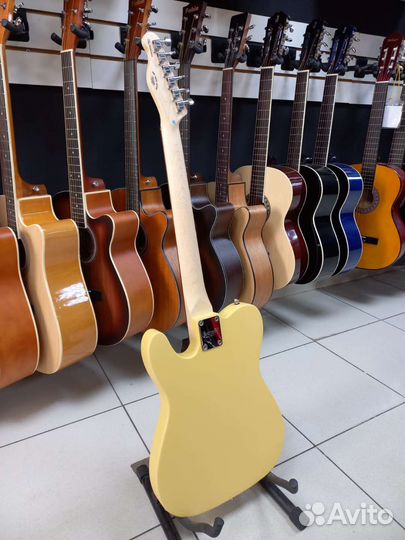 Электрогитара Новая