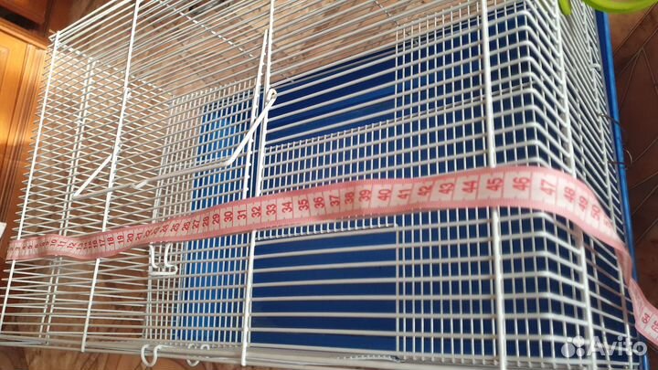 Клетка синяя в хорошем состоянии