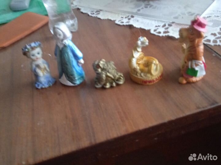 Фарфоровые статуэтки