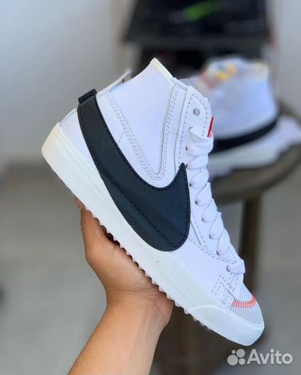 Кроссовки Nike Blazer Mid 77 Jumbo