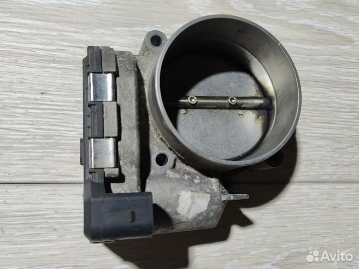 Дроссельная заслонка Audi A8