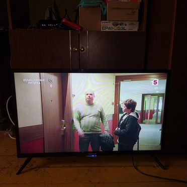 Телевизор panasonic TX-32FR250K бу