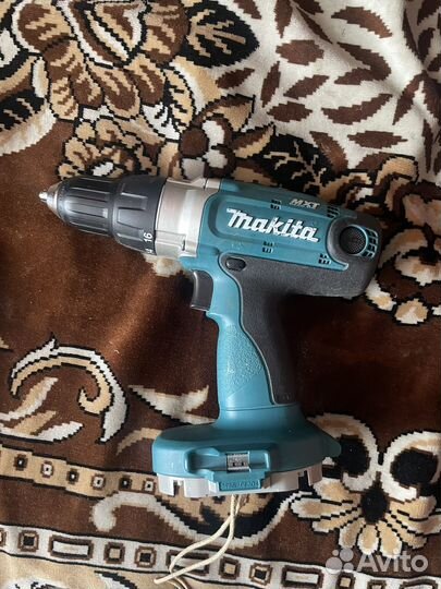 Шуруповерт makita 18v