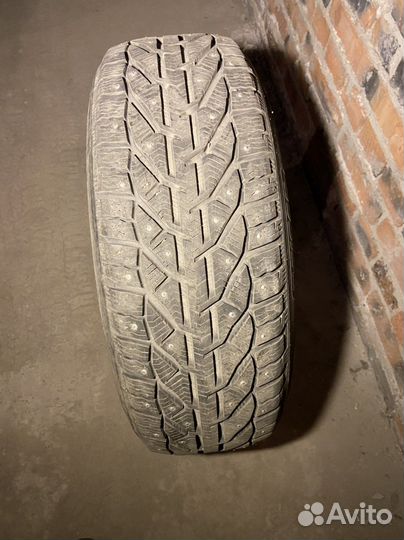 Tigar SUV Ice 225/60 R18 104T