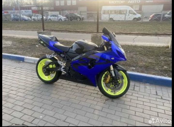 Suzuki gsx r-750