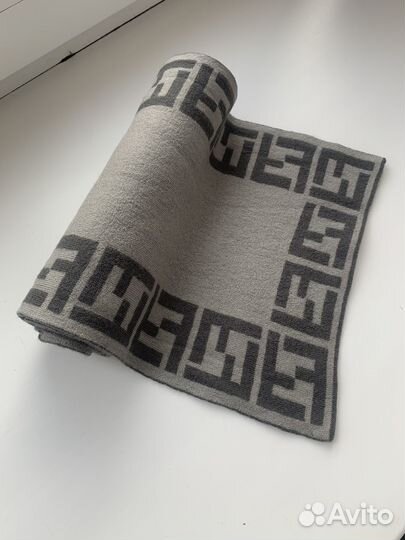 Шарф fendi оригинал