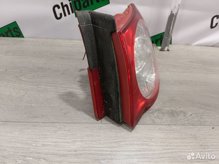 Задний правы фонарь для Volkswagen Passat B6