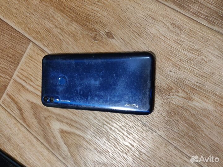 HONOR 8C, 3/32 ГБ