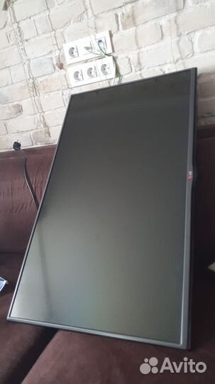 Телевизор LG 42LB552V