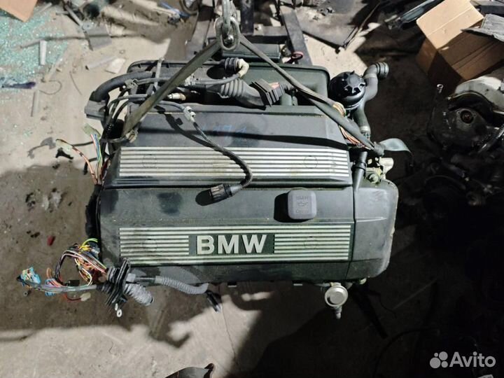 256S5 Двигатель BMW 5 E39 2002 2.5 бензин М54B25
