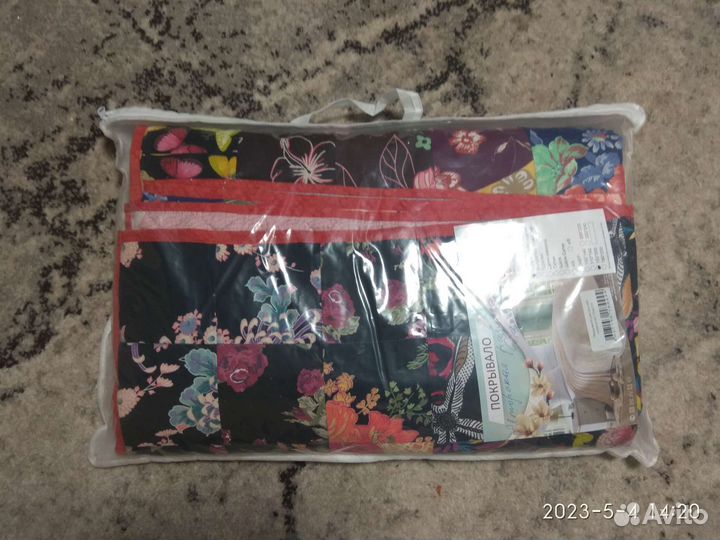 Покрывало в лоскутной технике 150/200см