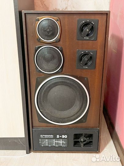 Акустические колонки s90