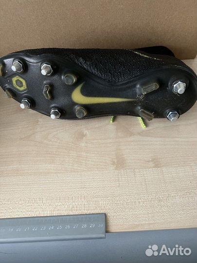 Бутсы nike phantom vision