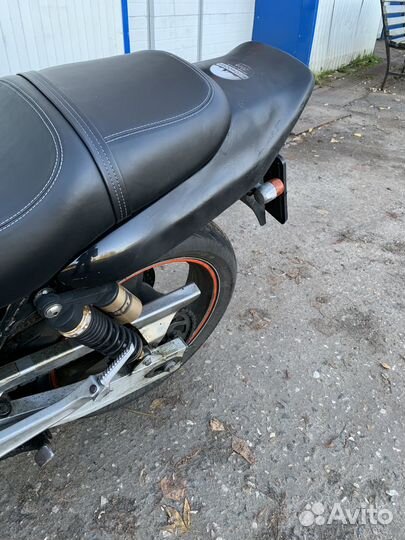 Honda cb400sf