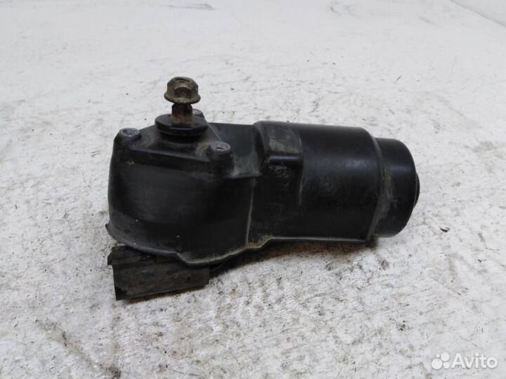 Моторчик стеклоочистителя передний 04874839