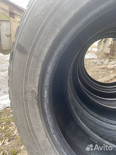 Kumho Crugen Premium KL33 225/65 R17 102V