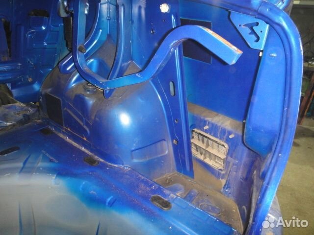 Крыло заднее Logan (05-14) R б\у (арт. 774208054R)