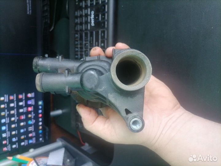 Корпус термостата форд