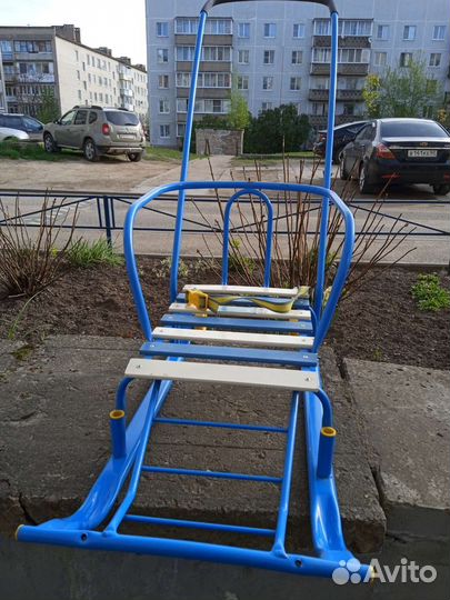 Детские санки с колесами