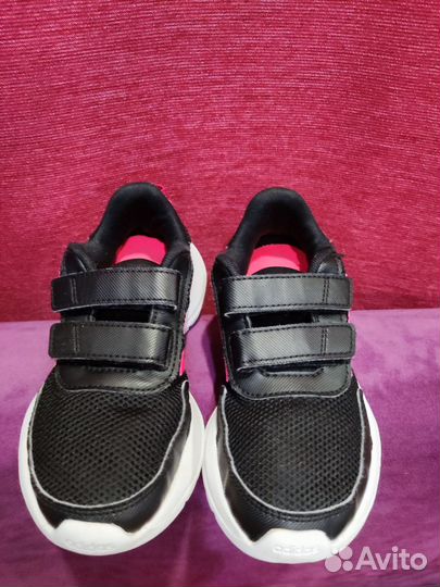 Кроссовки adidas для девочки 30 размер