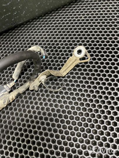 Провод стартера / генератора Ford focus 3