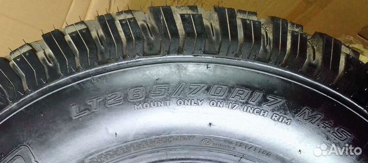Cooper Discoverer S/T 285/70 R17