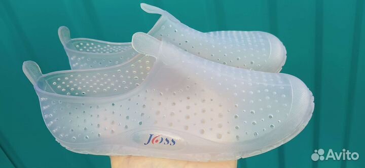 Обувь для бассейна