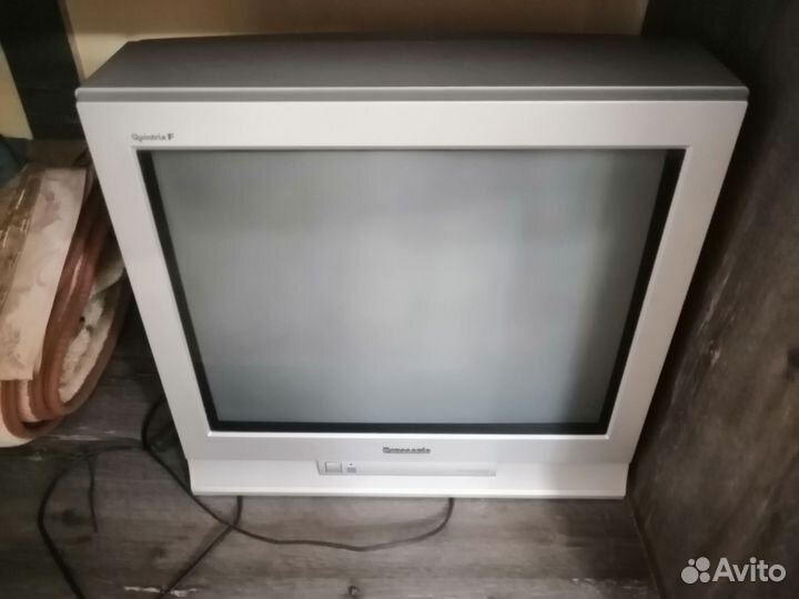 Телевизор panasonic