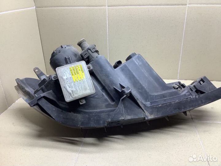 Фара левая левая Mazda 3 BK LF5002300A 2006