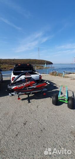 Стоячий гидроцикл