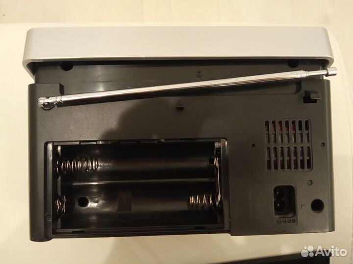 Радиоприемник Philips AE2430/12