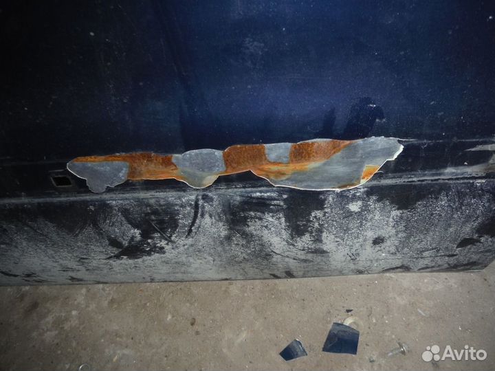 Дверь передняя правая Daewoo Leganza 1997-2003