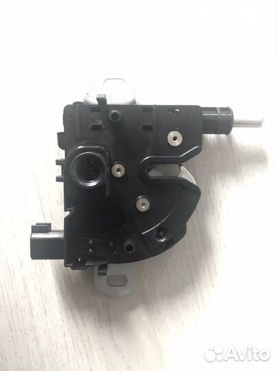 Замок капота на форд фокус 2