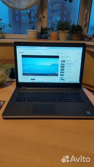 17.3-дюймовый ноутбук Dell Inspiron 5758