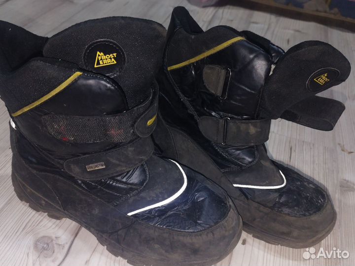 Сноубордические ботинки 40