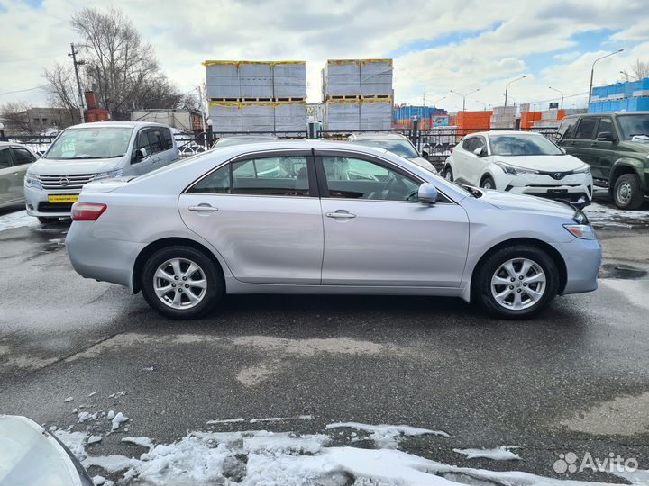 Toyota Camry 2.4 AT, 2011, 230 000 км