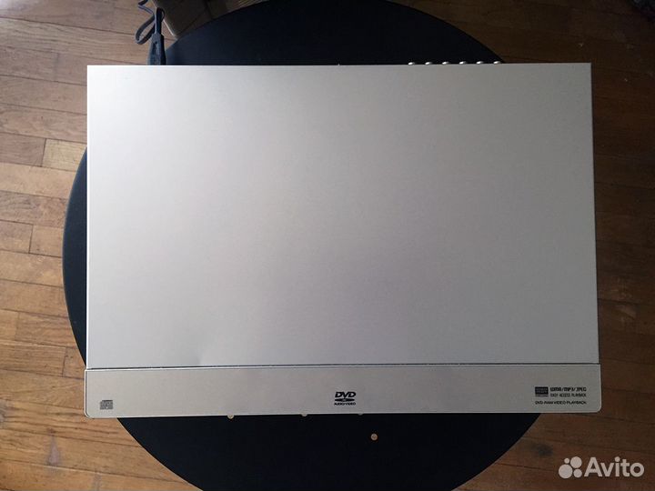 DVD-плеер Panasonic DVD-S75